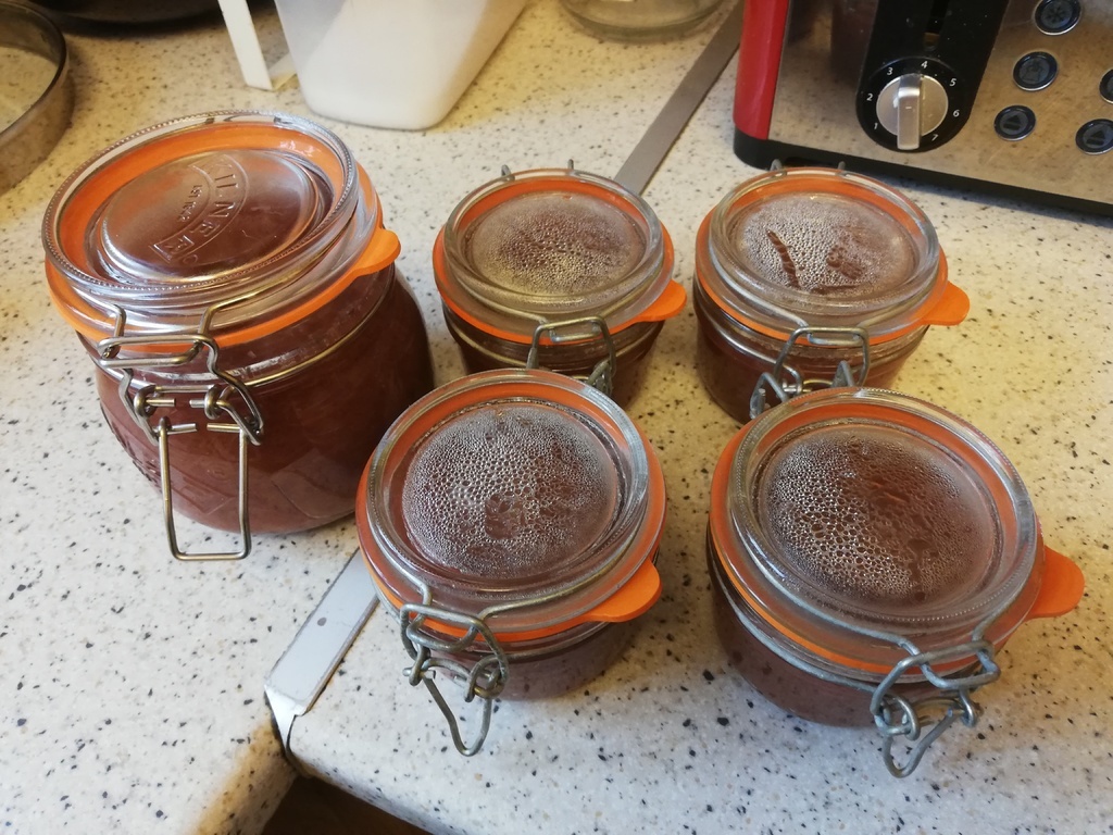 5 jars of rhubarb jam