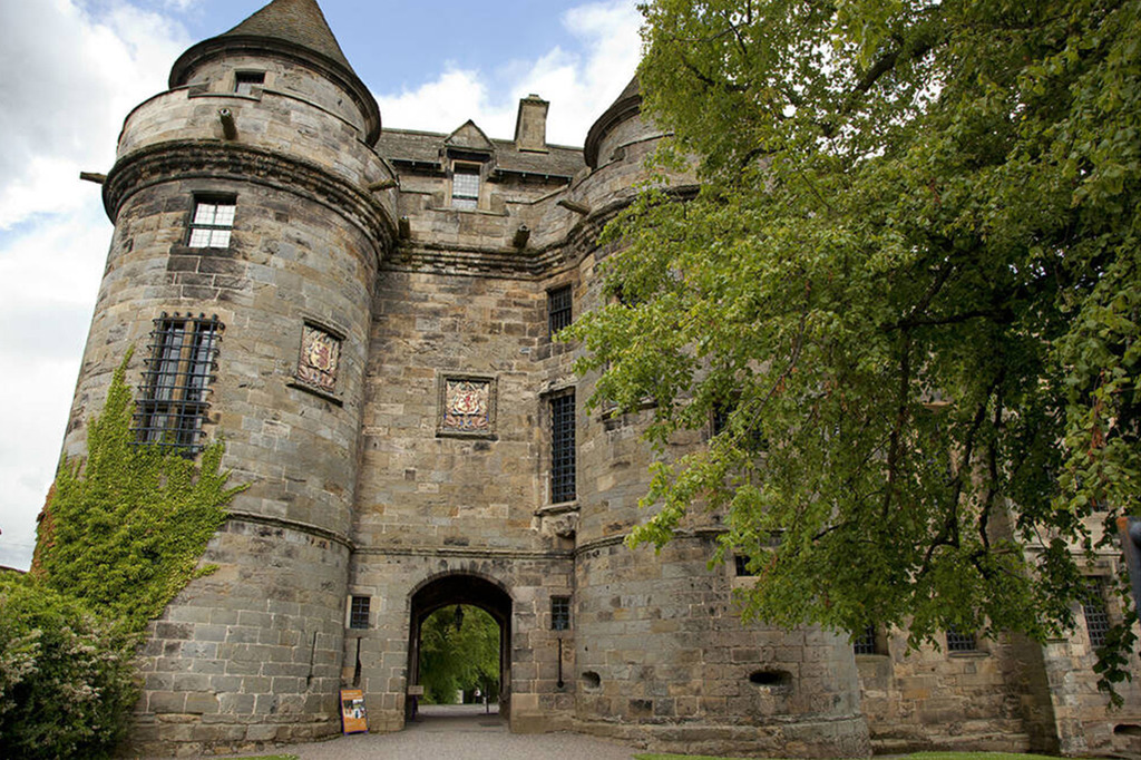 AI caption: a castle with a large entrance, medieval