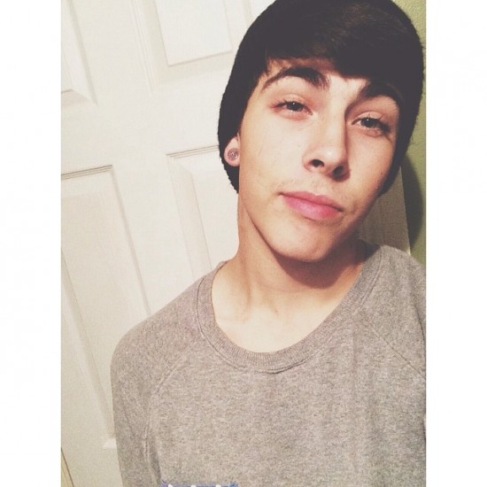 Minds profile picture for @Pug